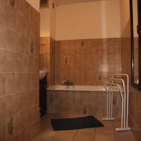 Apartment Coeur De Avec Jardin Privatif *