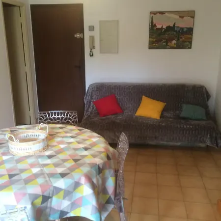 Coeur De Avec Jardin Privatif Appartamento